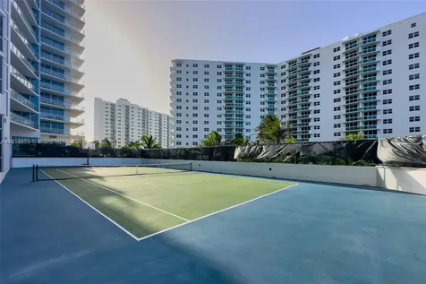 3101 S Ocean Drive Hollywood FL 33019