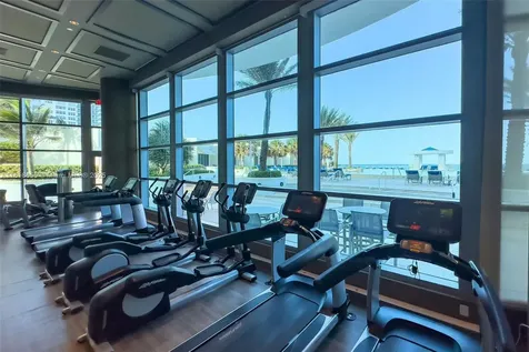 3101 S Ocean Drive Hollywood FL 33019