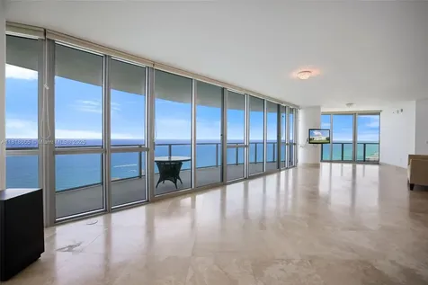 3101 S Ocean Drive Hollywood FL 33019