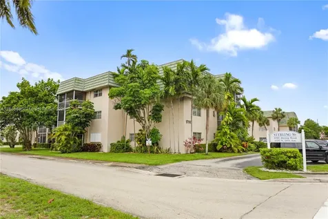 5790 Stirling Hollywood FL 33021
