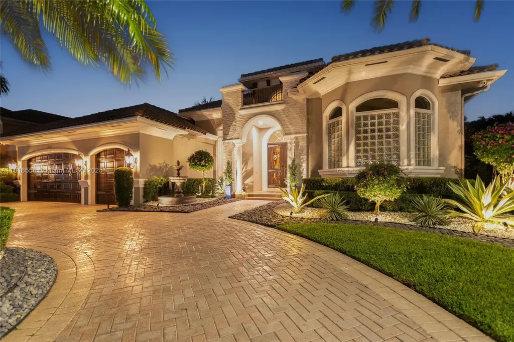 10985 Canary Island Court Plantation FL 33324