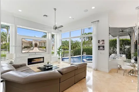 10985 Canary Island Court Plantation FL 33324