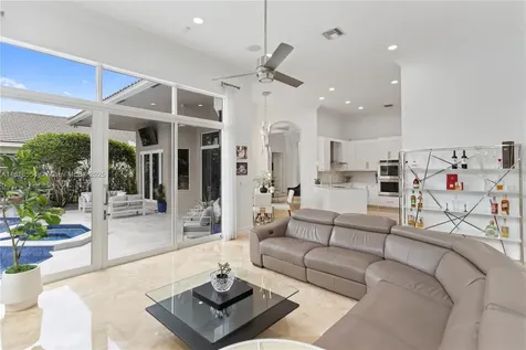 10985 Canary Island Court Plantation FL 33324