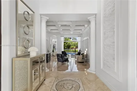 10985 Canary Island Court Plantation FL 33324