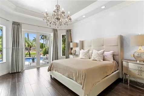 10985 Canary Island Court Plantation FL 33324