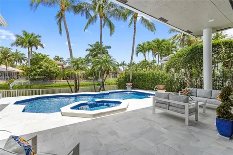 10985 Canary Island Court Plantation FL 33324