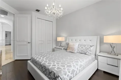 10985 Canary Island Court Plantation FL 33324