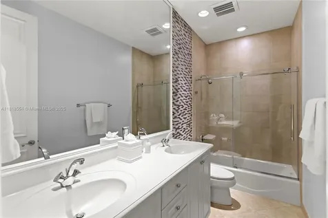 10985 Canary Island Court Plantation FL 33324