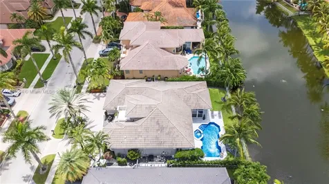 10985 Canary Island Court Plantation FL 33324