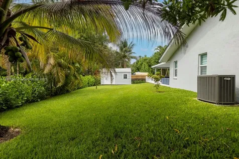 11400 NW 27th Street Plantation FL 33323