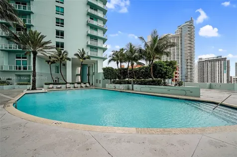 1900 N Bayshore Drive Miami FL 33132