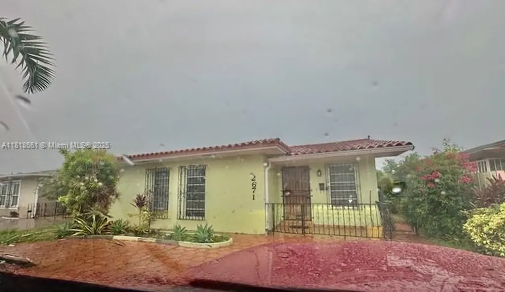 2671 SW 107th Avenue Miami FL 33165