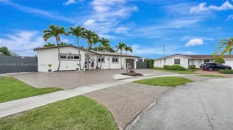 8540 NW 182nd Street Hialeah FL 33015