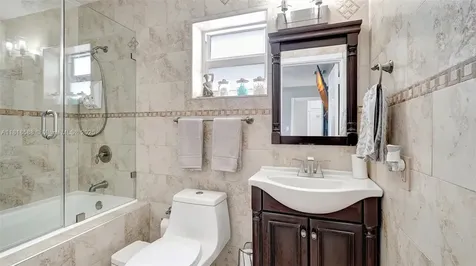 8540 NW 182nd Street Hialeah FL 33015