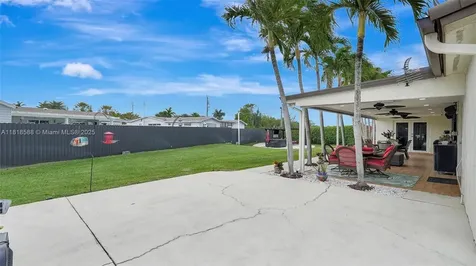 8540 NW 182nd Street Hialeah FL 33015