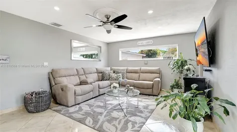8540 NW 182nd Street Hialeah FL 33015