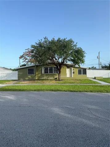 19731 Belview Drive Cutler Bay FL 33157