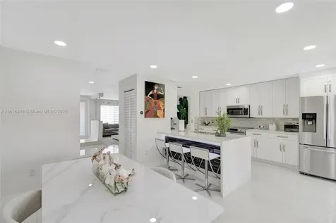 5261 NW 190th Street Miami Gardens FL 33055
