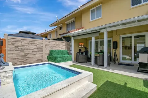 5261 NW 190th Street Miami Gardens FL 33055