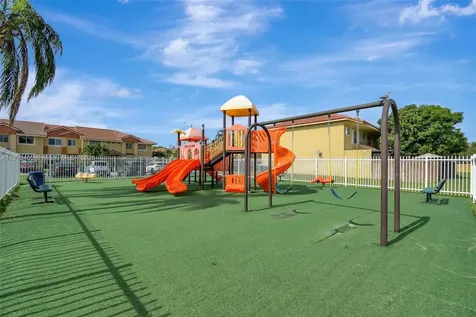 5261 NW 190th Street Miami Gardens FL 33055