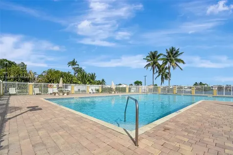 5261 NW 190th Street Miami Gardens FL 33055