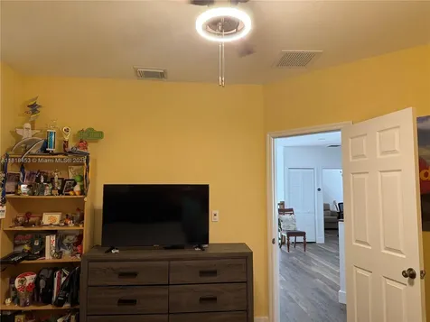 16472 SW 58th Terrace Miami FL 33193