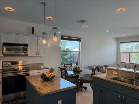 16472 SW 58th Terrace Miami FL 33193