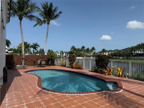 16472 SW 58th Terrace Miami FL 33193