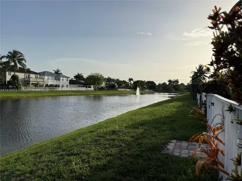 16472 SW 58th Terrace Miami FL 33193