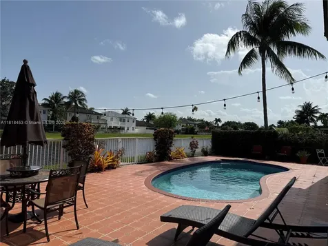 16472 SW 58th Terrace Miami FL 33193
