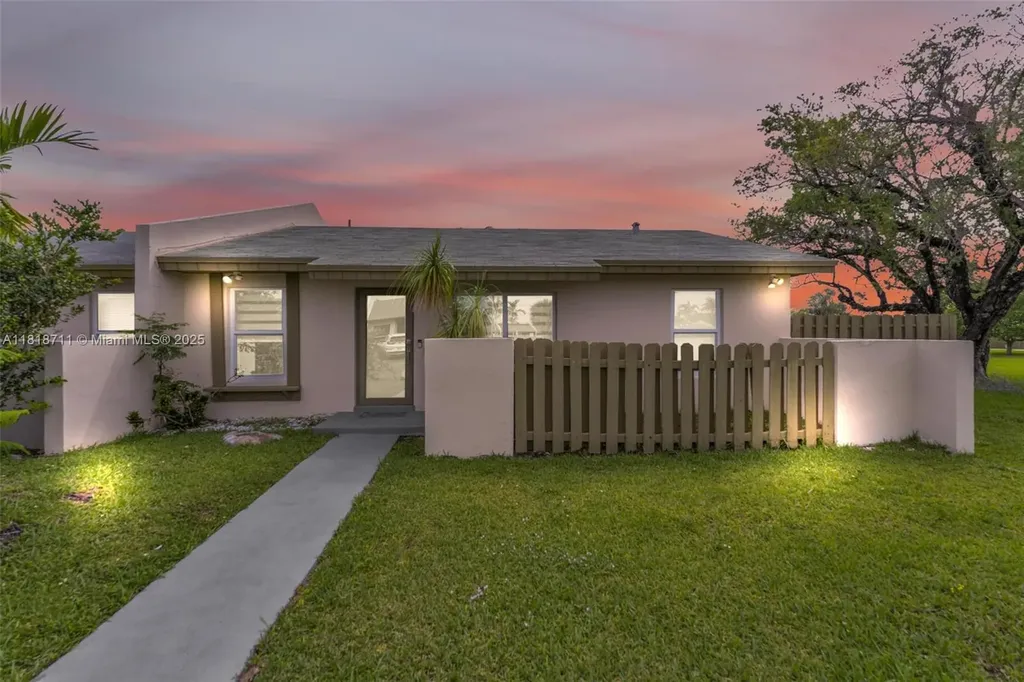12303 SW 111th Lane Miami FL 33186
