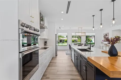 7570 SW 60th Street Miami FL 33143