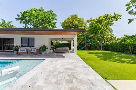 7570 SW 60th Street Miami FL 33143