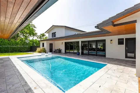 7570 SW 60th Street Miami FL 33143