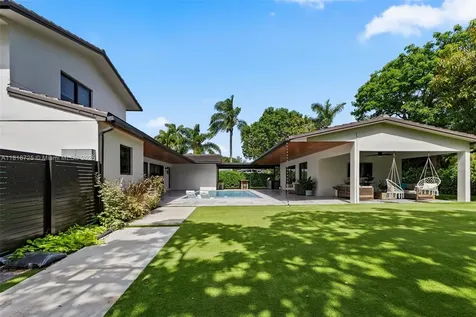 7570 SW 60th Street Miami FL 33143