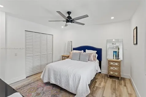 7570 SW 60th Street Miami FL 33143