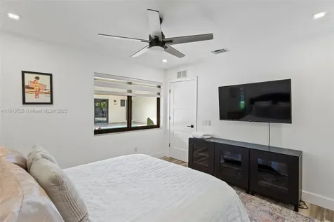 7570 SW 60th Street Miami FL 33143