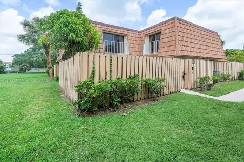 839 Blue Ridge Circle West Palm Beach FL 33409