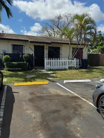 28152 SW 142nd Court Homestead FL 33033