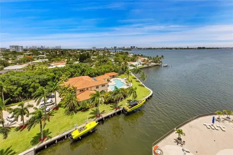 1800 NE 114th Street Miami FL 33181