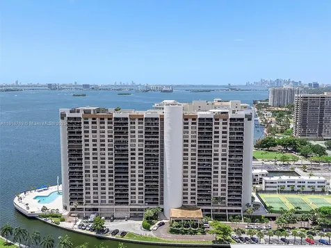 1800 NE 114th Street Miami FL 33181