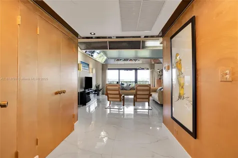 1800 NE 114th Street Miami FL 33181