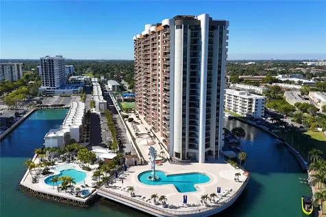 1800 NE 114th Street Miami FL 33181