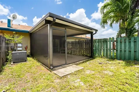 7382 NW 34th Street Lauderhill FL 33319