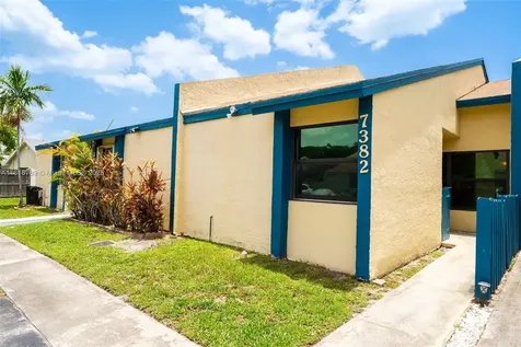 7382 NW 34th Street Lauderhill FL 33319