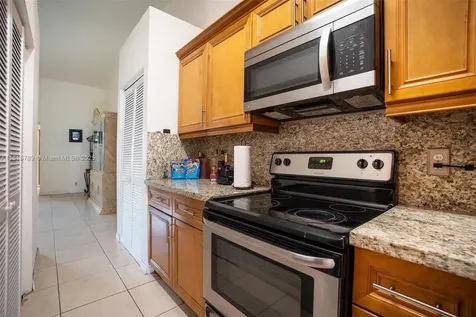 7382 NW 34th Street Lauderhill FL 33319