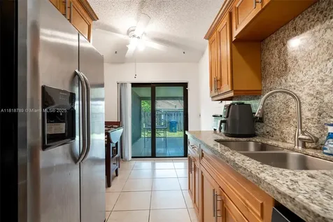 7382 NW 34th Street Lauderhill FL 33319
