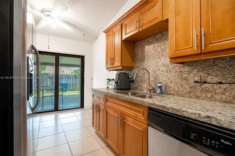 7382 NW 34th Street Lauderhill FL 33319