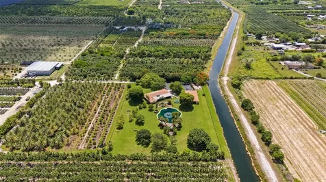 31260 SW 202nd Avenue Homestead FL 33030