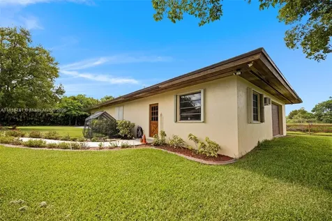 31260 SW 202nd Avenue Homestead FL 33030